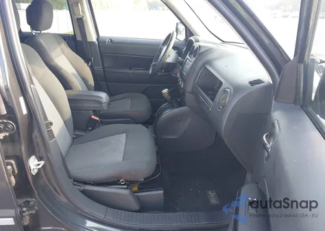 2010 Jeep Patriot Sport из США, поврежденный, VIN 1J4NT1GA0AD647584